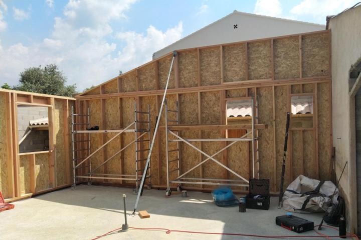 Construction de maison à ossature bois clé en main.