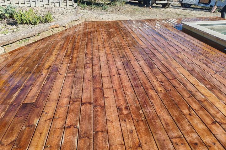 Création de terrasse en bois sur mesure.